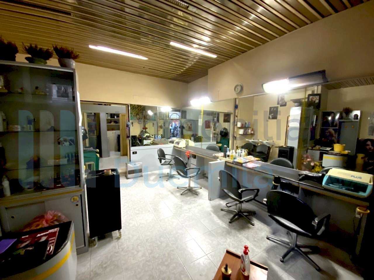 IMMAGINE02-ink.jpeg - Non Alimentare Bologna (zona Centro Storico) - foto 2