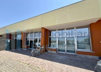 3 - Commercial Premises Sant'Agata Bolognese - photo 25