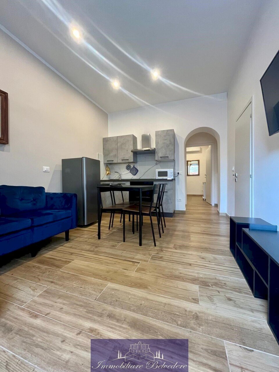 WhatsApp Image 2025-04-01 at 16.26.39 (1).jpeg - Trilocale Via del Pignone, Firenze - foto 2