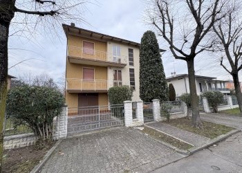 IMG_5313.JPG - Villa Via degli Orti 105, San Felice sul Panaro - foto 1