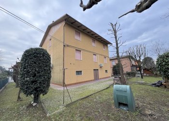 IMG_5309.JPG - Villa Via degli Orti 105, San Felice sul Panaro - foto 2