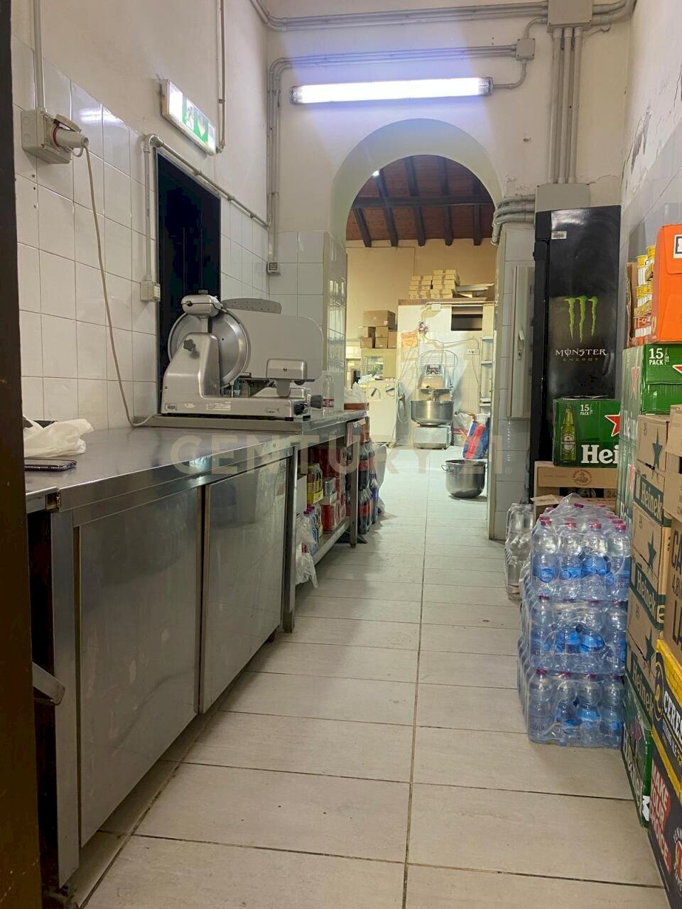 WhatsApp Image 2026-01-27 at 14.00.53.jpeg - Commercial Premises via zia lisa 181, Catania - photo 2