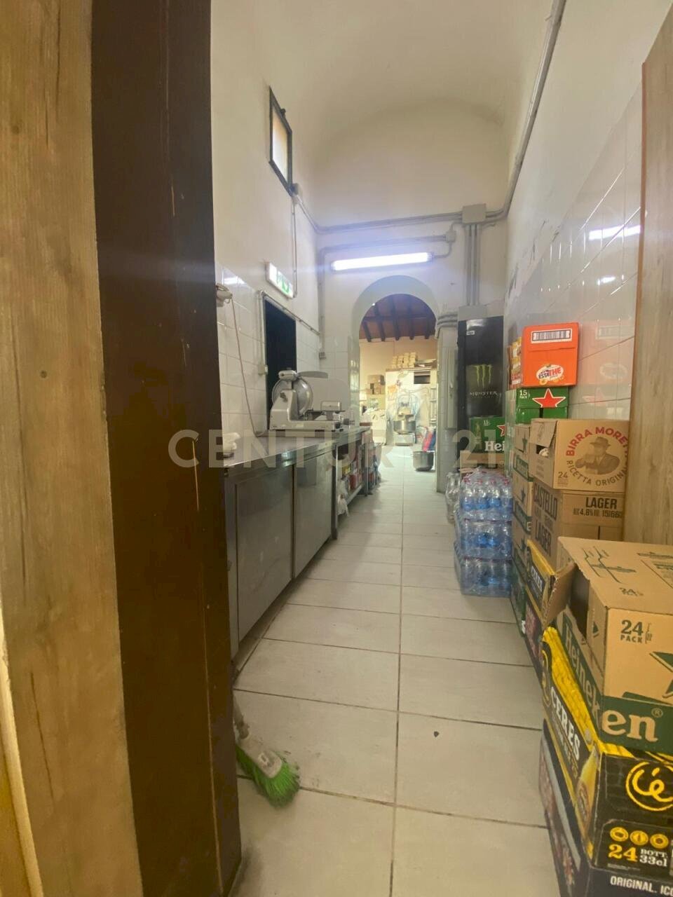 WhatsApp Image 2026-01-27 at 14.00.53 (1).jpeg - Commercial Premises via zia lisa 181, Catania - photo 3