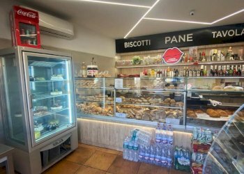 WhatsApp Image 2026-01-27 at 14.00.53 (7).jpeg - Locale Commerciale via zia lisa 181, Catania - foto 8