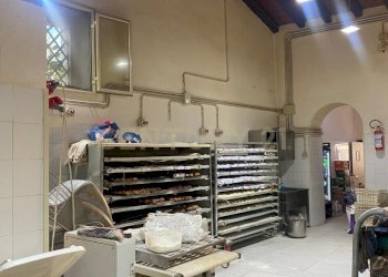 WhatsApp Image 2026-01-27 at 14.00.54.jpeg - Locale Commerciale via zia lisa 181, Catania - foto 13