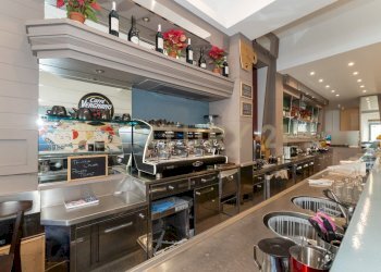 Bar Via V.Giuffrida 33 (20).jpg - Ristorante Via Vincenzo Giuffrida snc, Catania - foto 13