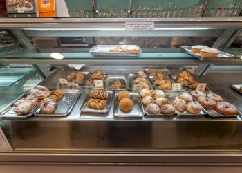 Bar Via V.Giuffrida 33 (12).jpg - Ristorante Via Vincenzo Giuffrida snc, Catania - foto 21