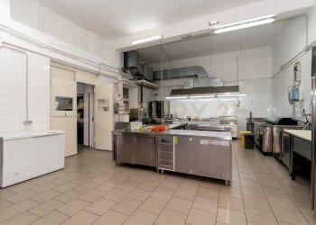 Bar Via V.Giuffrida 33 (43).jpg - Ristorante Via Vincenzo Giuffrida snc, Catania - foto 29