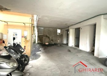 3.2 ESTERNO.jpeg - Box VIA S. ALBERTO  17B, Genova (zona Sestri Ponente) - foto 7