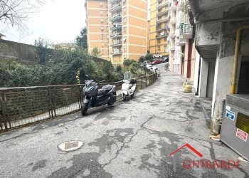 3.4 ESTERNO.jpeg - Box VIA S. ALBERTO  17B, Genova (zona Sestri Ponente) - foto 9