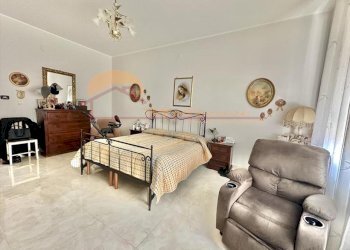 09f7e4db-299e-4741-a2c4-e50080dea00c.jpeg - Four-room apartment Via Pescara, Siracusa - photo 3