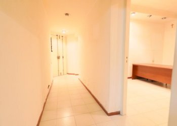 corridoio - Appartamento Via Duca di Genova 63, Taranto - foto 6