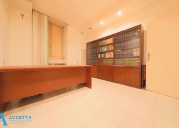 stanza - Appartamento Via Duca di Genova 63, Taranto - foto 11