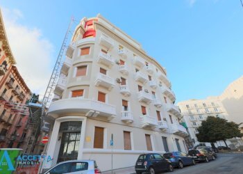 facciata - Appartamento Via Duca di Genova 63, Taranto - foto 20