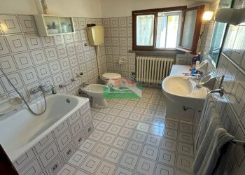 PHOTO-2025-09-19-17-10-15 8.jpg - Villa VIA ORTONA, Ravenna - foto 10