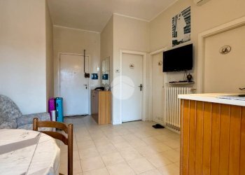 Three-room apartment Via Don Minzoni, Misano Adriatico - photo 4