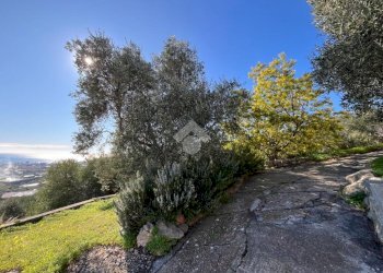 Independent house Regione Tuvi, Taggia - photo 30