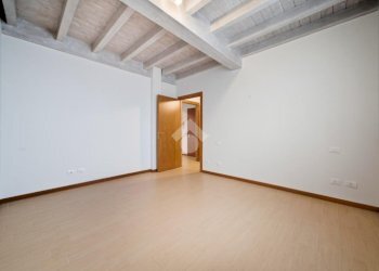 Three-room apartment Via zaccagnini, Langhirano - photo 10