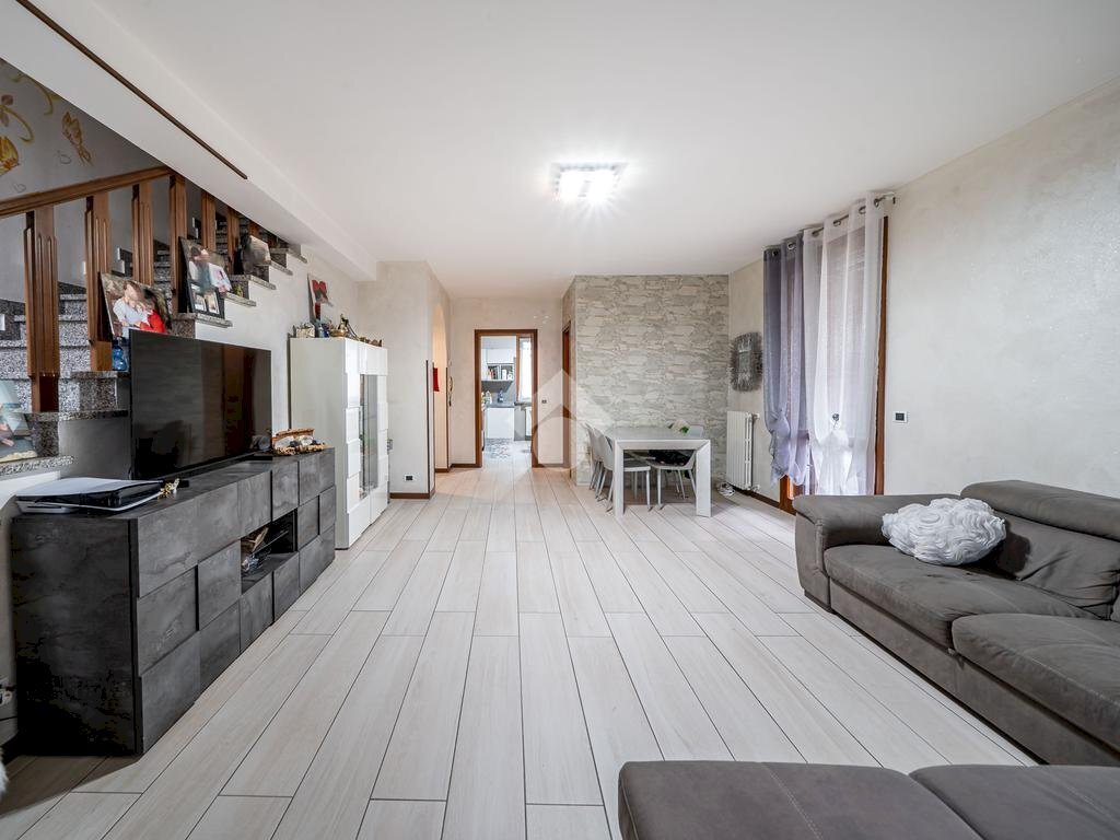 Villa a Schiera Villa Abbinata Via Luciano Romagnoli, Reggio nell'Emilia - foto 3