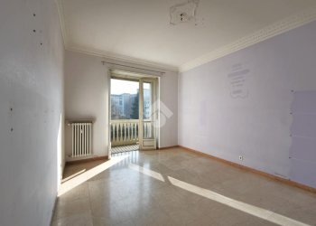 Trilocale Via Monte Rosa, Torino (zona Regio Parco) - foto 7