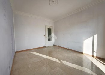 Trilocale Via Monte Rosa, Torino (zona Regio Parco) - foto 9