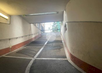 Box Via Lorenzo Perosi, Milano (zona Lorenteggio) - foto 5