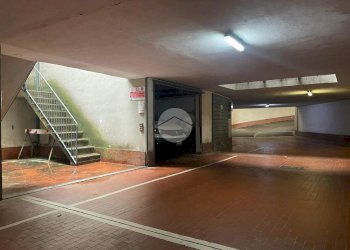 Box Via Lorenzo Perosi, Milano (zona Lorenteggio) - foto 8