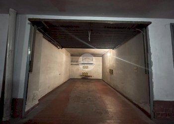 Box Via Lorenzo Perosi, Milano (zona Lorenteggio) - foto 10