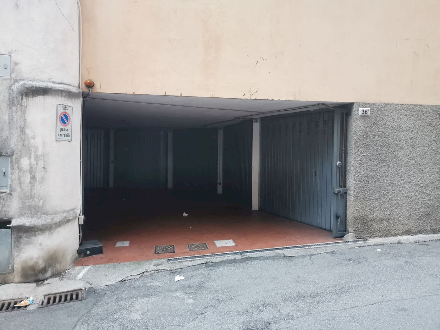 Box Ge-Sestri Via Giordano 36D, Genova (zona Sestri Ponente) - foto 2