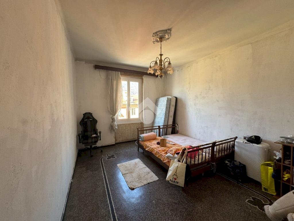 Appartamento Via Rivarolo, Genova (zona Rivarolo) - foto 3