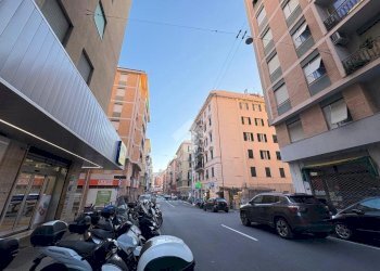 Garage - Parcheggio Via Paggi, Genova (zona San Fruttuoso) - foto 3