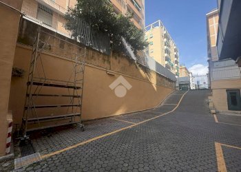 Garage - Parking Via Paggi, Genova (neighborhood San Fruttuoso) - photo 6
