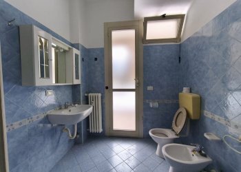 bagno - Trilocale via Trento, 4, Perosa Argentina - foto 10