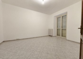 camera 1 - Trilocale via Trento, 4, Perosa Argentina - foto 7