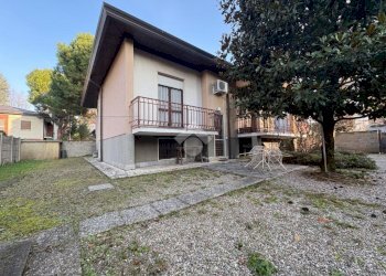 Villa Via stoppani, Legnano - photo 13