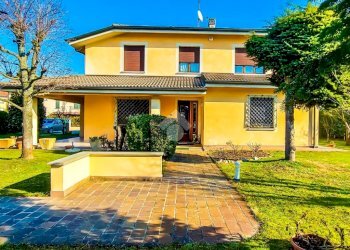 Villa Via Umberto Terracini, Parma (neighborhood Montebello) - photo 9