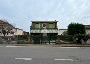 Villa Viale Piave, Pessano con Bornago - photo 9
