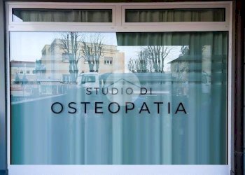 Negozio via 2 giugno, Peschiera Borromeo - foto 11