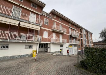 Quadrilocale Via S. Solutore, Caravino - foto 32