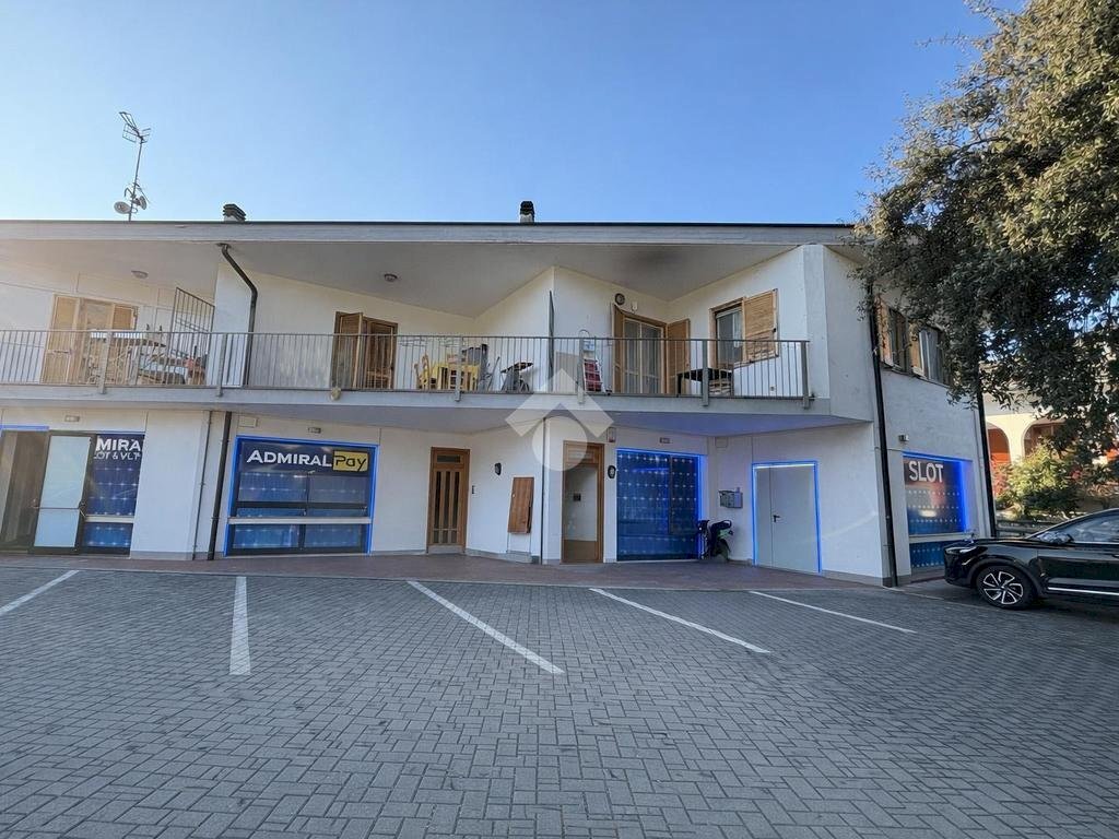 Three-room apartment Via Circonvallazione, Romano Canavese - photo 2
