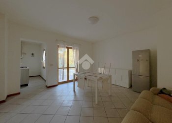 Three-room apartment Via Circonvallazione, Romano Canavese - photo 6