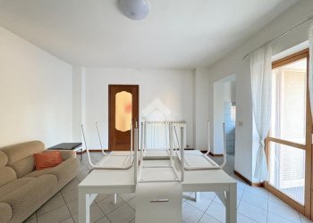 Three-room apartment Via Circonvallazione, Romano Canavese - photo 7