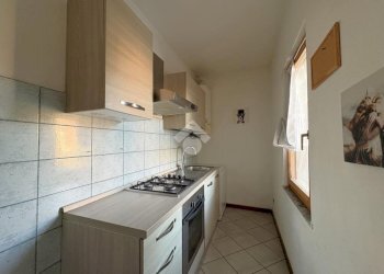 Three-room apartment Via Circonvallazione, Romano Canavese - photo 11