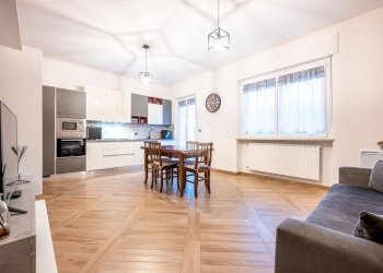 Four-room apartment Via Macra, Cavallermaggiore - photo 1