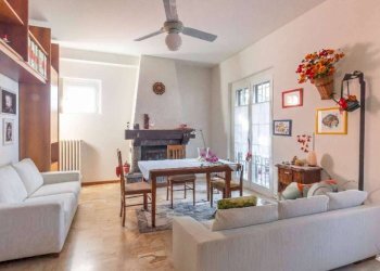 Villa a Schiera Carnate - foto 2