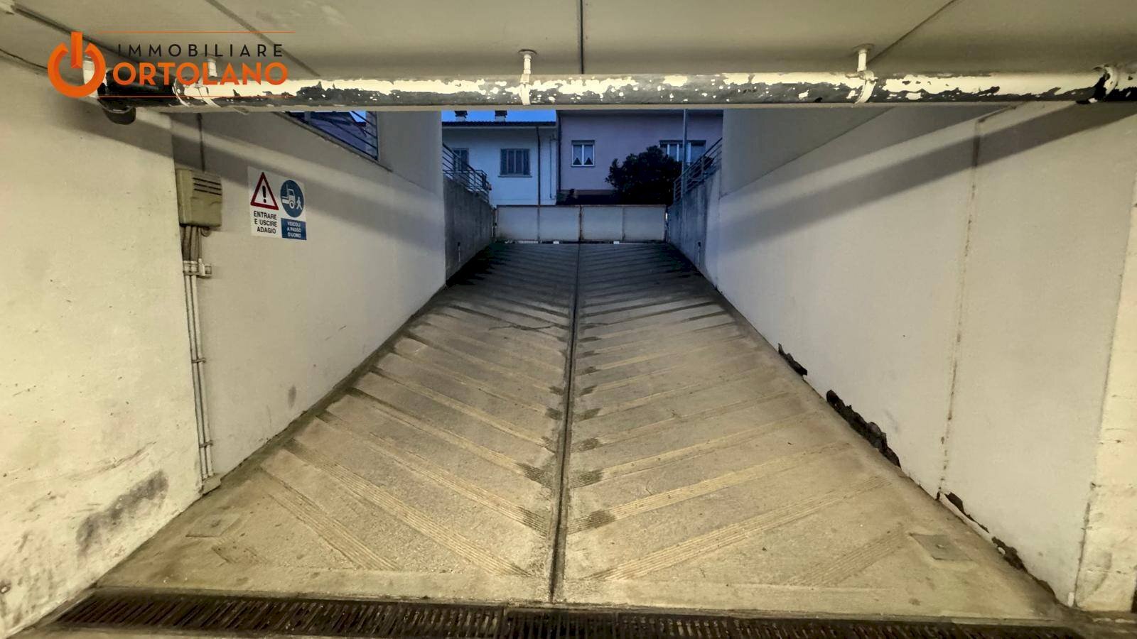 Foto 3 - Box Via Aris
 
1, Monfalcone - photo 3