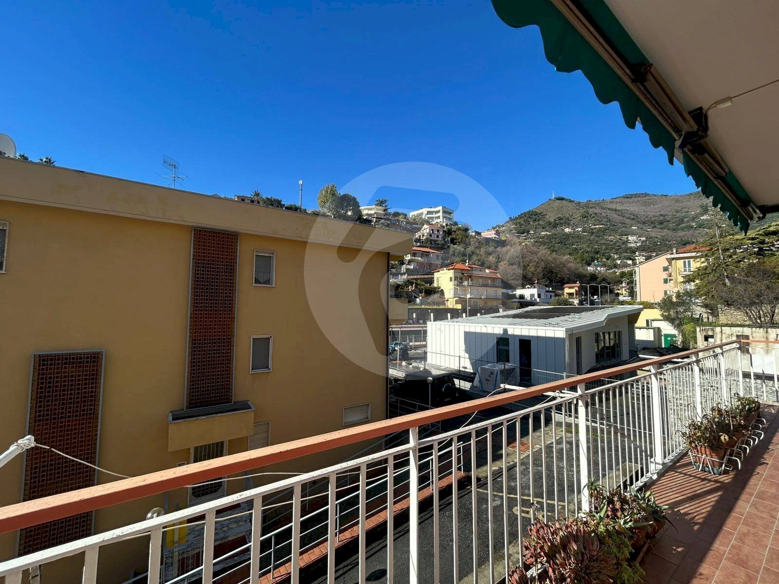 Foto 2 - Trilocale via loreto
 
27, Alassio - foto 2