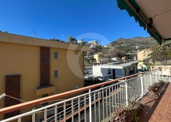 Foto 16 - Trilocale via loreto
 
27, Alassio - foto 16