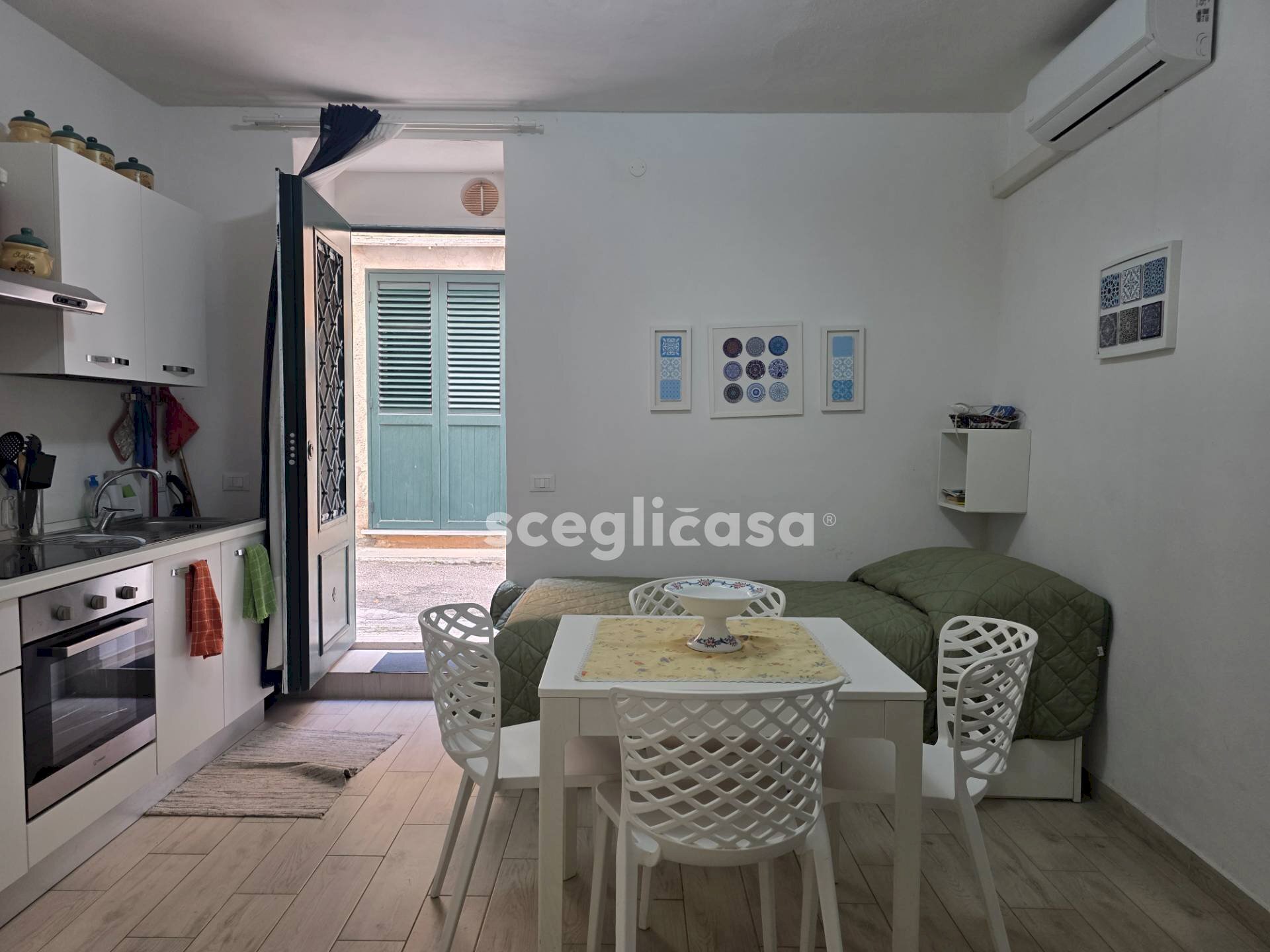 Foto 3 - Bilocale Piazzetta Altavilla
 
5, Palermo - foto 2