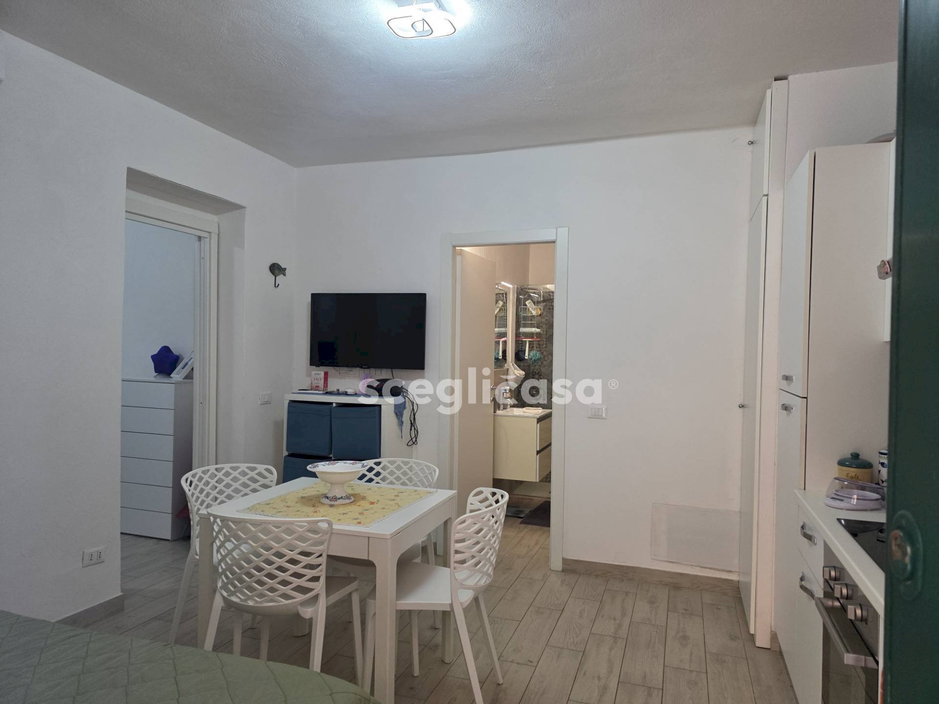 Foto 4 - Bilocale Piazzetta Altavilla
 
5, Palermo - foto 3